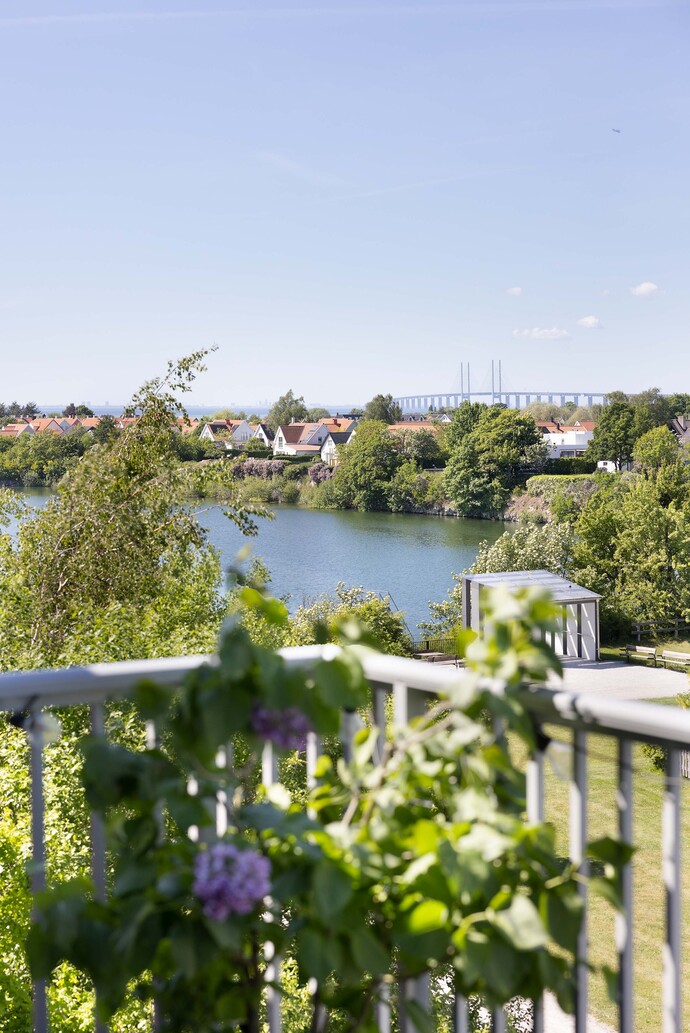 Folketshusvägen 13